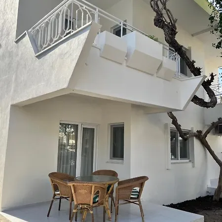 Lotus Apartment
